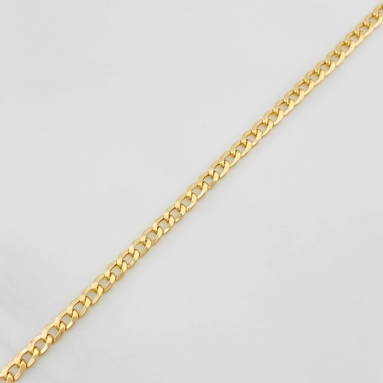 Cuban Anklet 1.85g / 9 3/4 in / 2.36mm Yellow Gold 18K