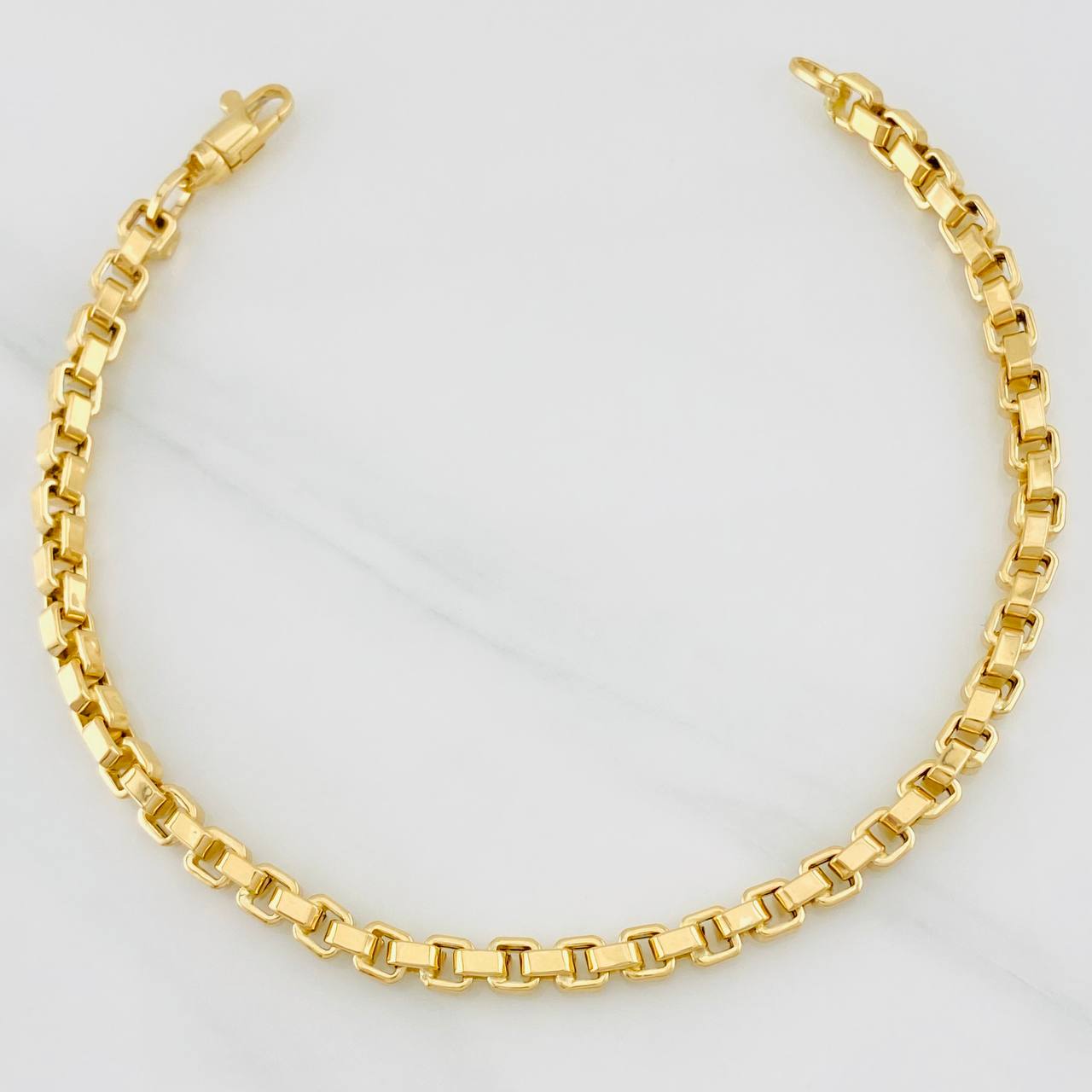 Pulso Veneciano Cuadrado 7g / 8 1/2 in / 4.44mm Oro Amarillo 18K