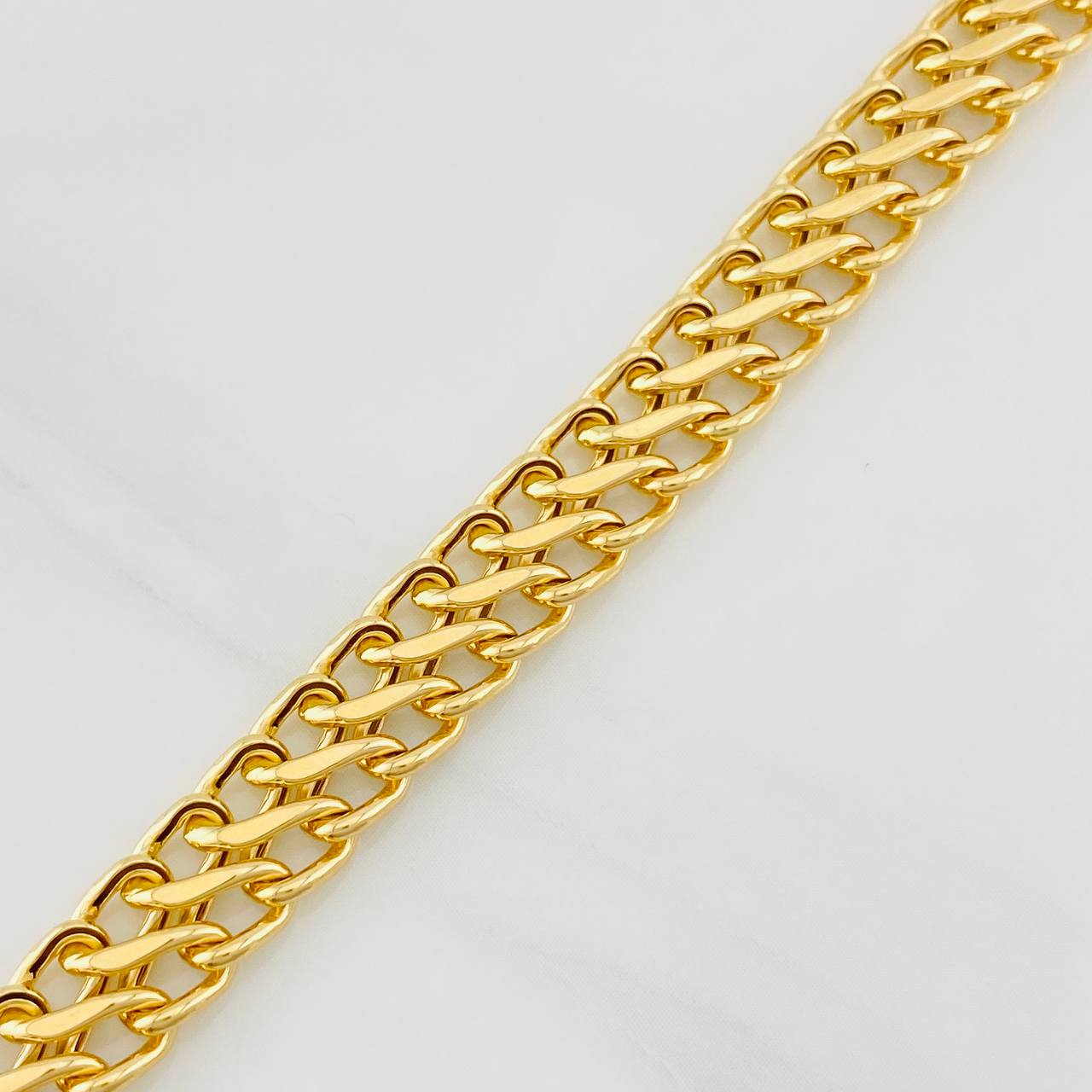 Pulso Sedusa 5.8g / 8 in / 7.48mm Oro Amarillo 18K