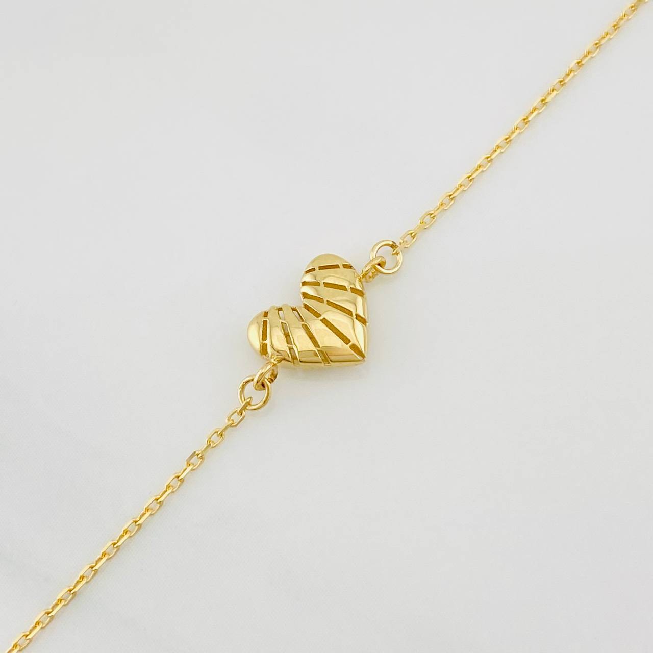 Classic Link Adjustable Bracelet Heart 0.9g / 7 1/2 in - 6 1/2 in / 0.83mm Yellow Gold 18K