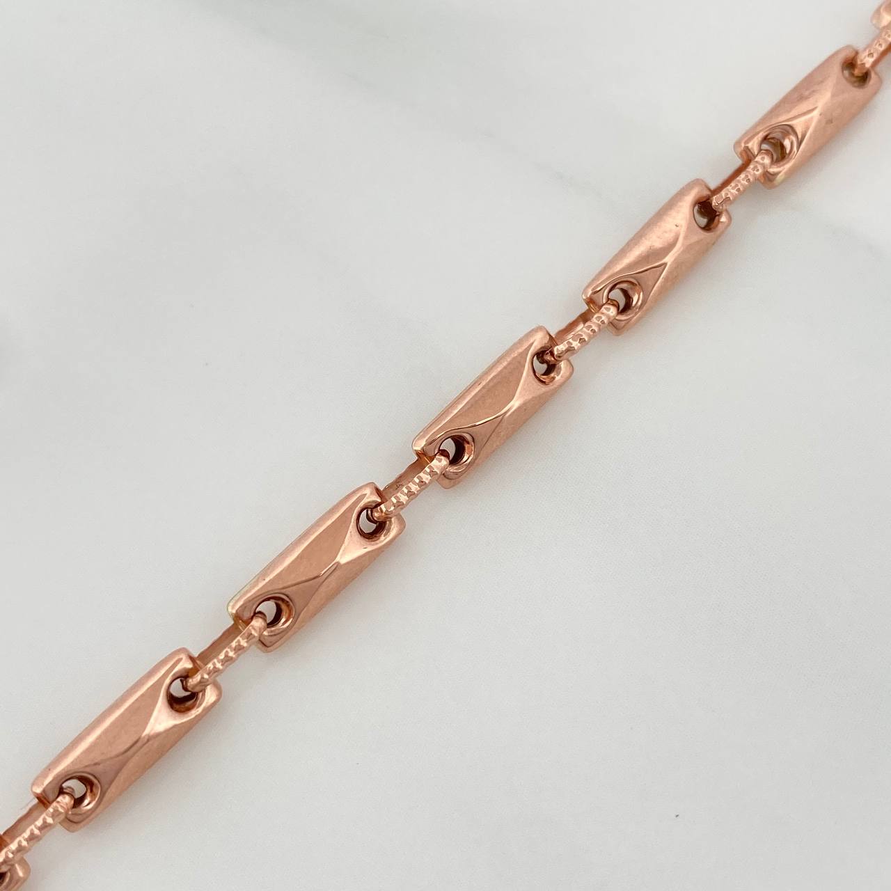 Pulso Rustico Rombo 4.85gr / 8 1/4 in / 1.6mm Oro Rosa 18K %