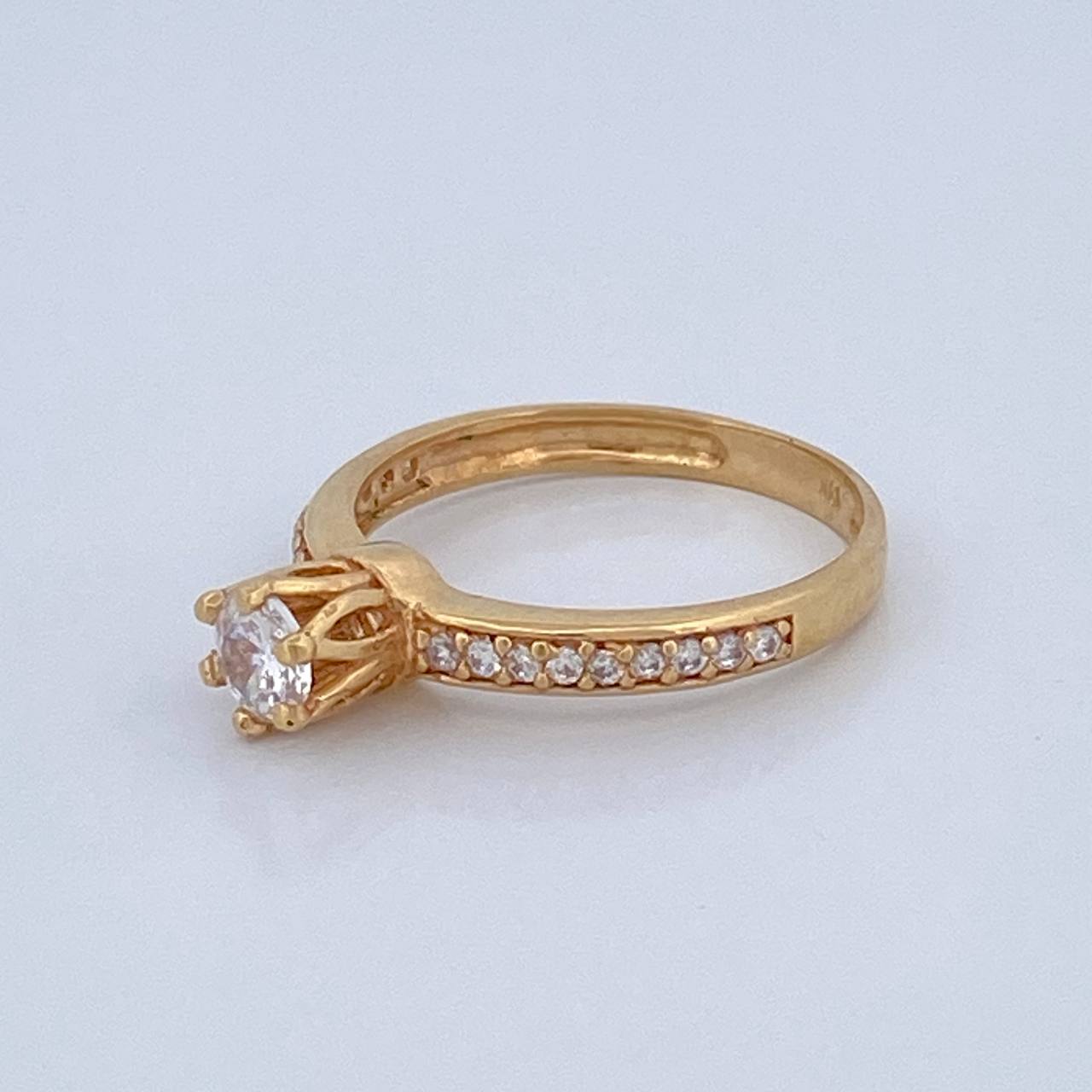 Anillo Solitario Churumbela 2.7gr / T6 1/2 / Oro Amarillo 18K %
