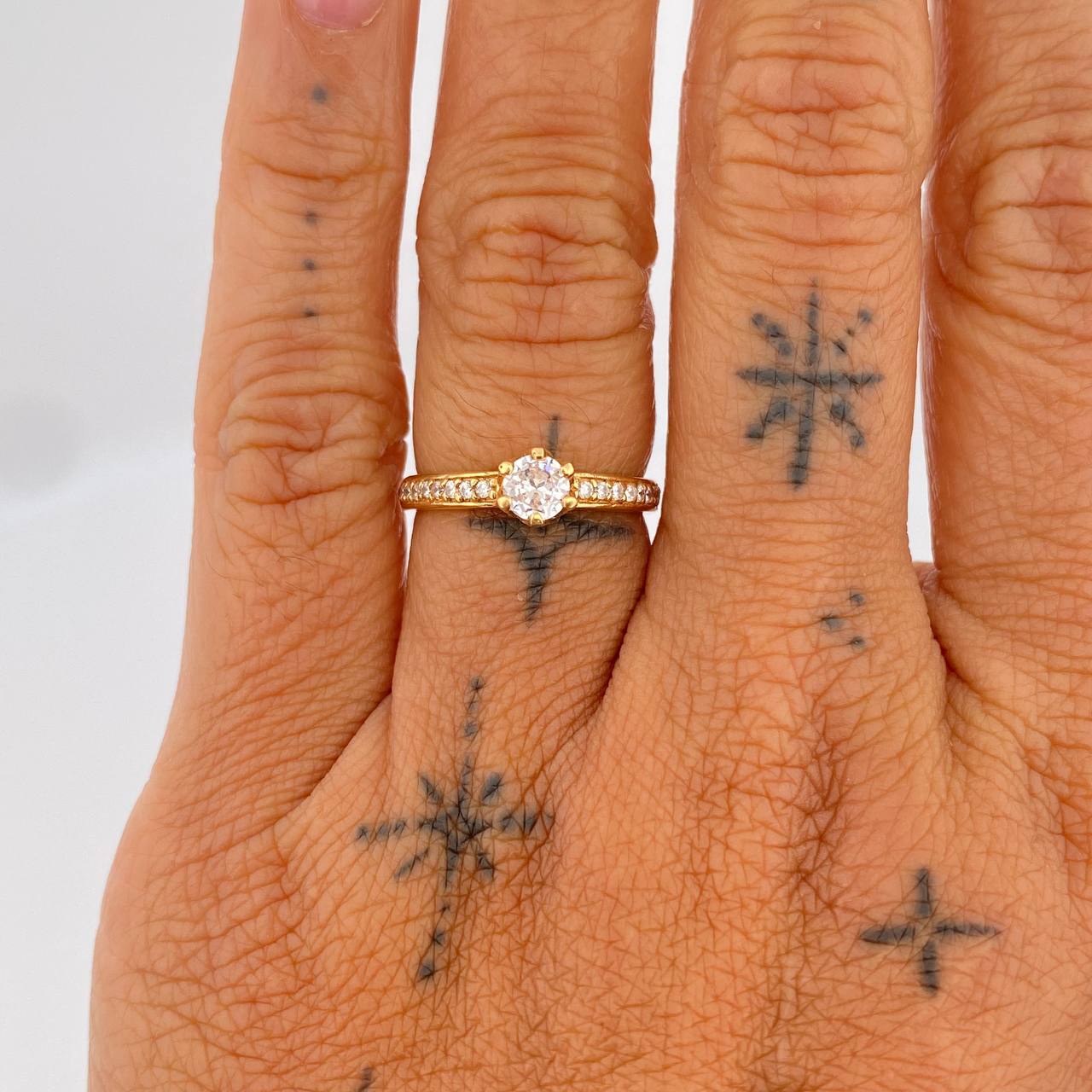 Anillo Solitario Churumbela 2.7gr / T6 1/2 / Oro Amarillo 18K %