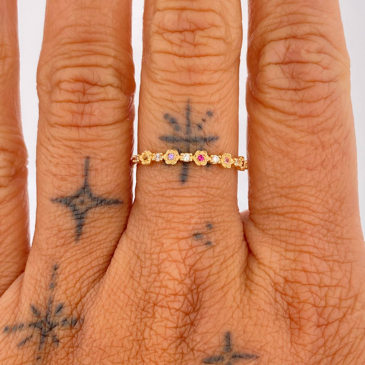 Anillo Churumbela Flores 1.4gr / T8 3/4 / Oro Amarillo 18K %