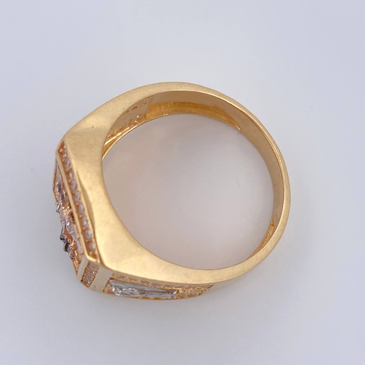 Anillo San Miguel 9.9gr / T10 1/2 / Tres Oros 18K %