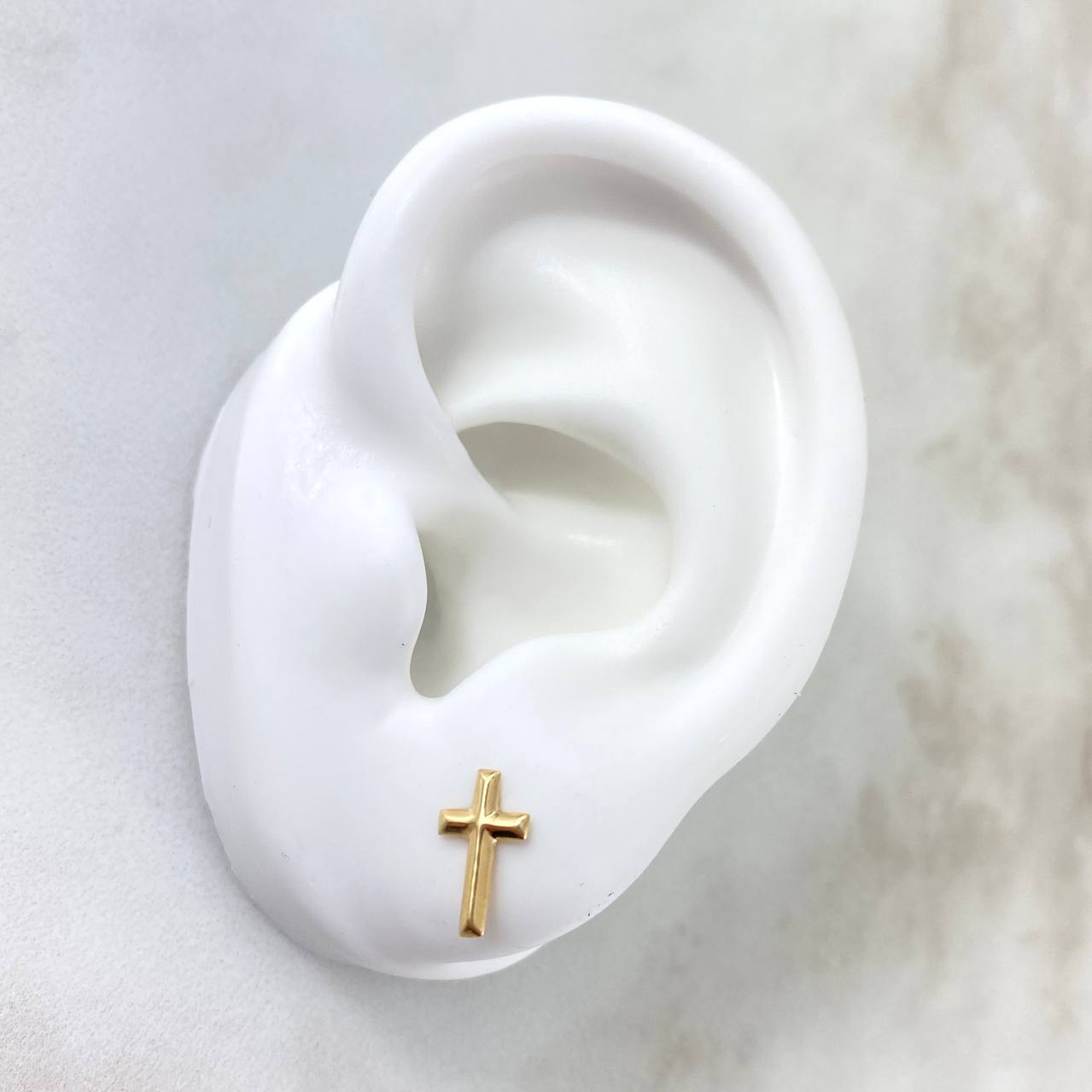 Topos Cruz 0.55gr / 1/2 in / Oro Amarillo 18K