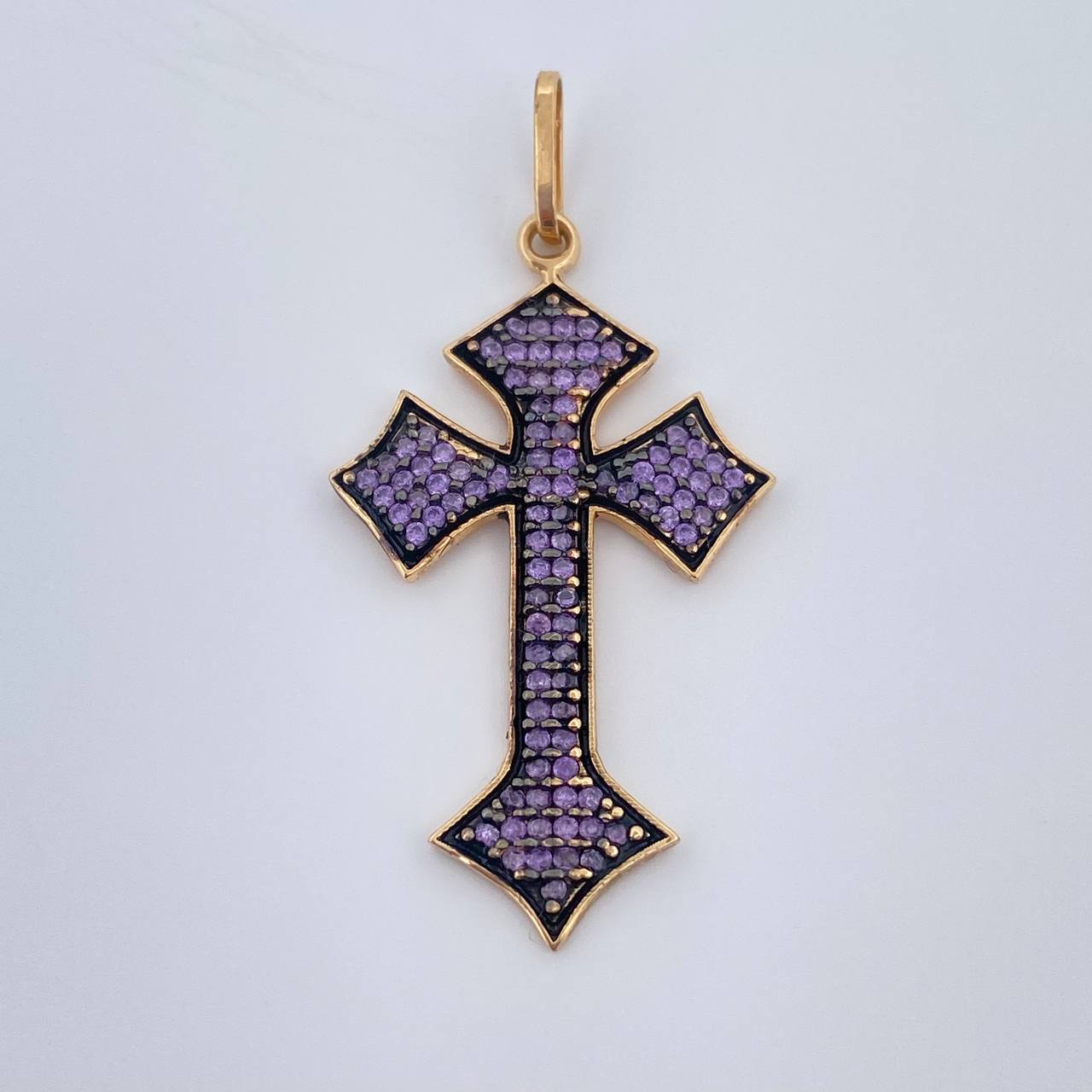 Dije Cruz Gotica 2.3gr / 1 1/2 in / Dos Oros Negro Amarillo 18K &