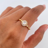Anillo Halo Ojos 1.85gr / T6 1/2 / Oro Amarillo 18K &