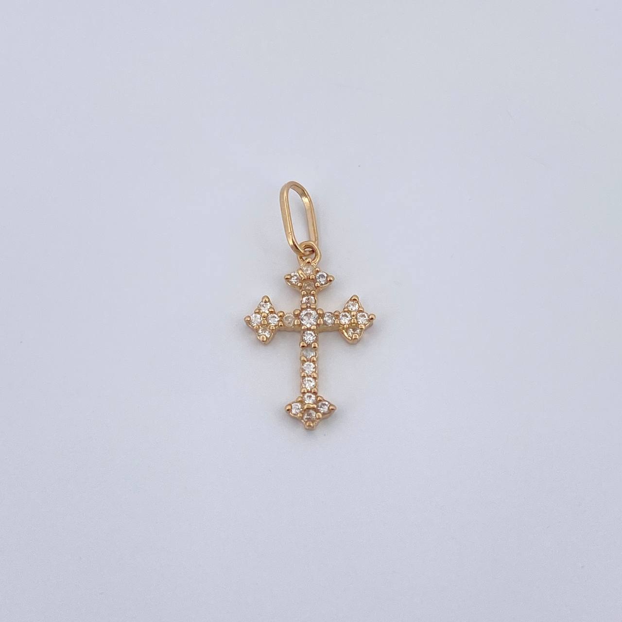 Dije Cruz Gotica 0.5gr / 3/4 in / Oro Amarillo 18K &