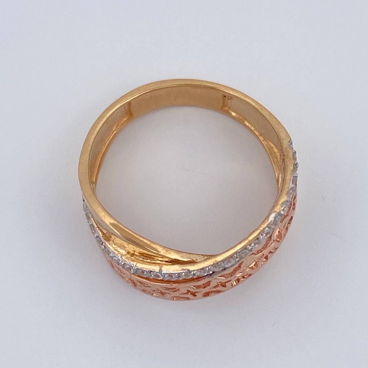 Anillo Rustico Curva 4.3gr / T7 3/4 / Tres Oros  18K %