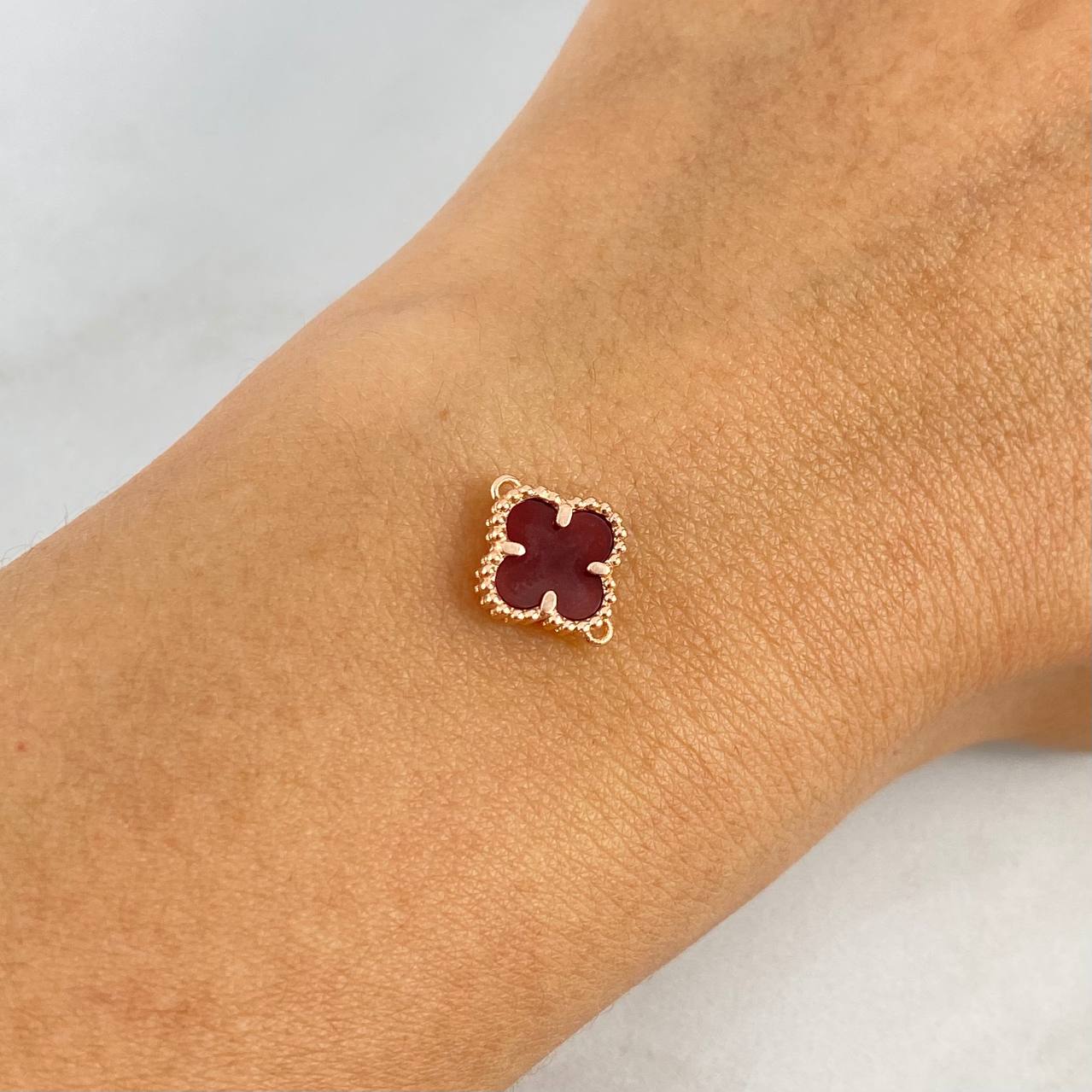 Charm Clover VCyA 0.9gr / 1.3cm / Amber Red Rose Gold +4 *