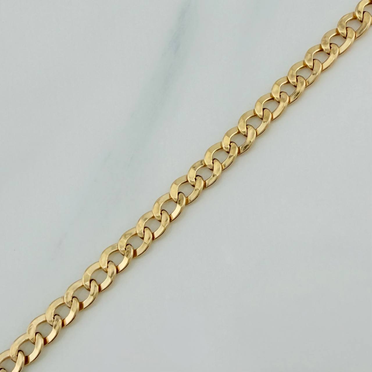 Pulso Cubano 2.9gr / 8 1/4 in / 3.98mm Oro Amarillo +1 18K $