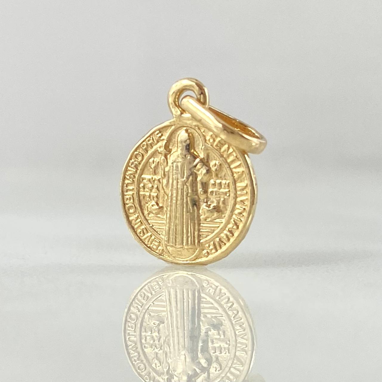 Pendant San Benito 0.9gr / 1.6cm (0.6in) / 18K Yellow Gold *