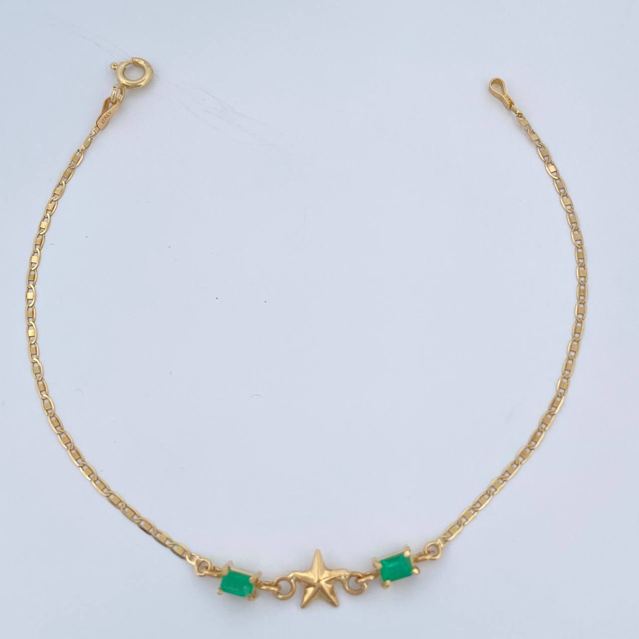 Pulso Escalera Plana Estrella Esmeralda 1.3gr / 7 in / 1.25mm Oro Amarillo 18K %