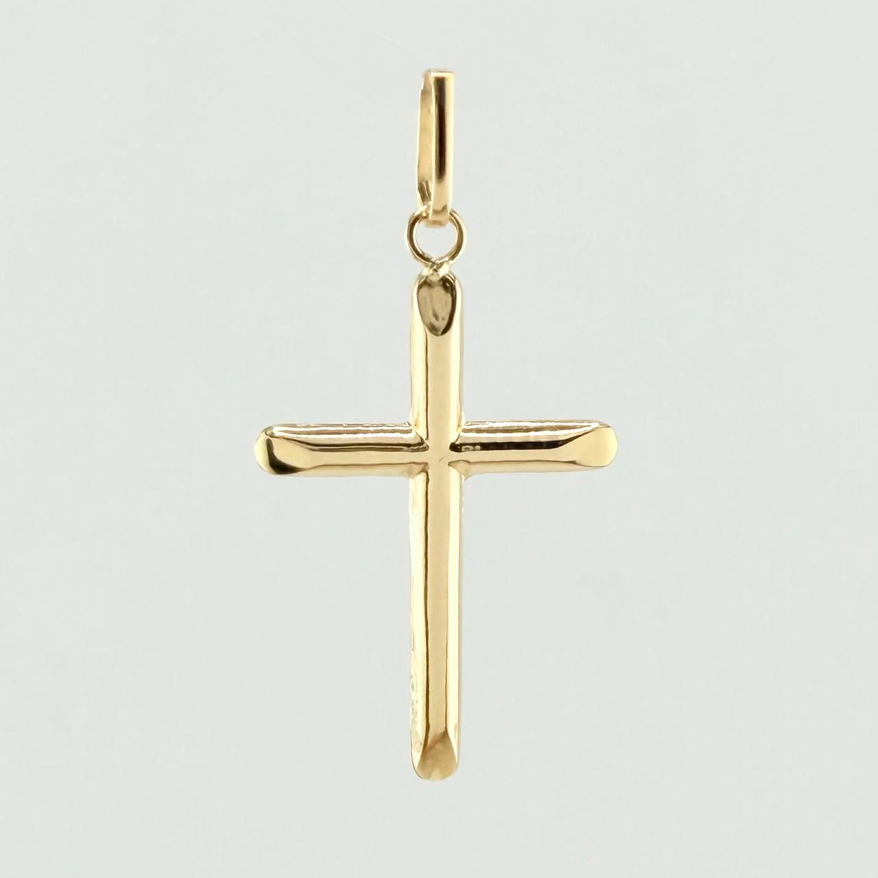 Dije Cruz Puntas Planas 0.75gr / 1 1/4 in / Oro Amarillo 18K