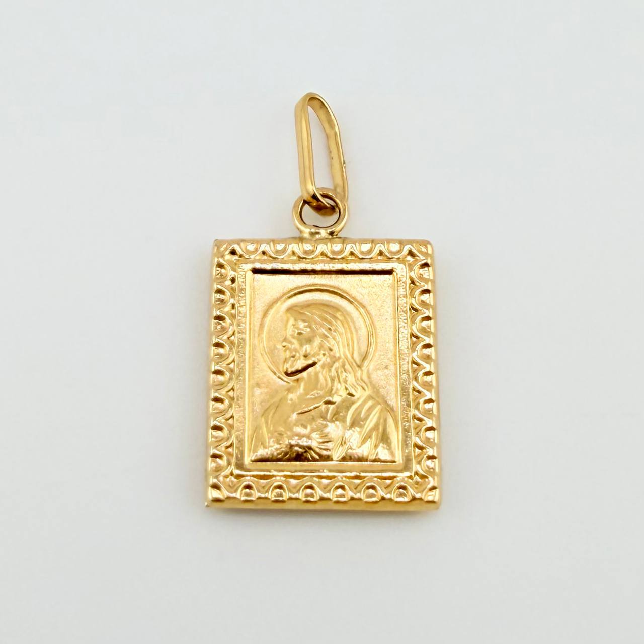 Dije Virgen Del Carmen - Jesus 0.75gr / 3/4 in / Oro Amarillo 18K