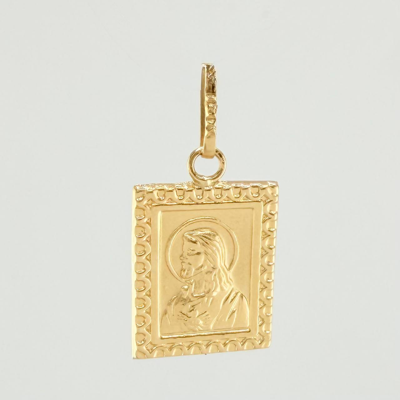 Dije Virgen Del Carmen - Jesus 0.75gr / 3/4 in / Oro Amarillo 18K