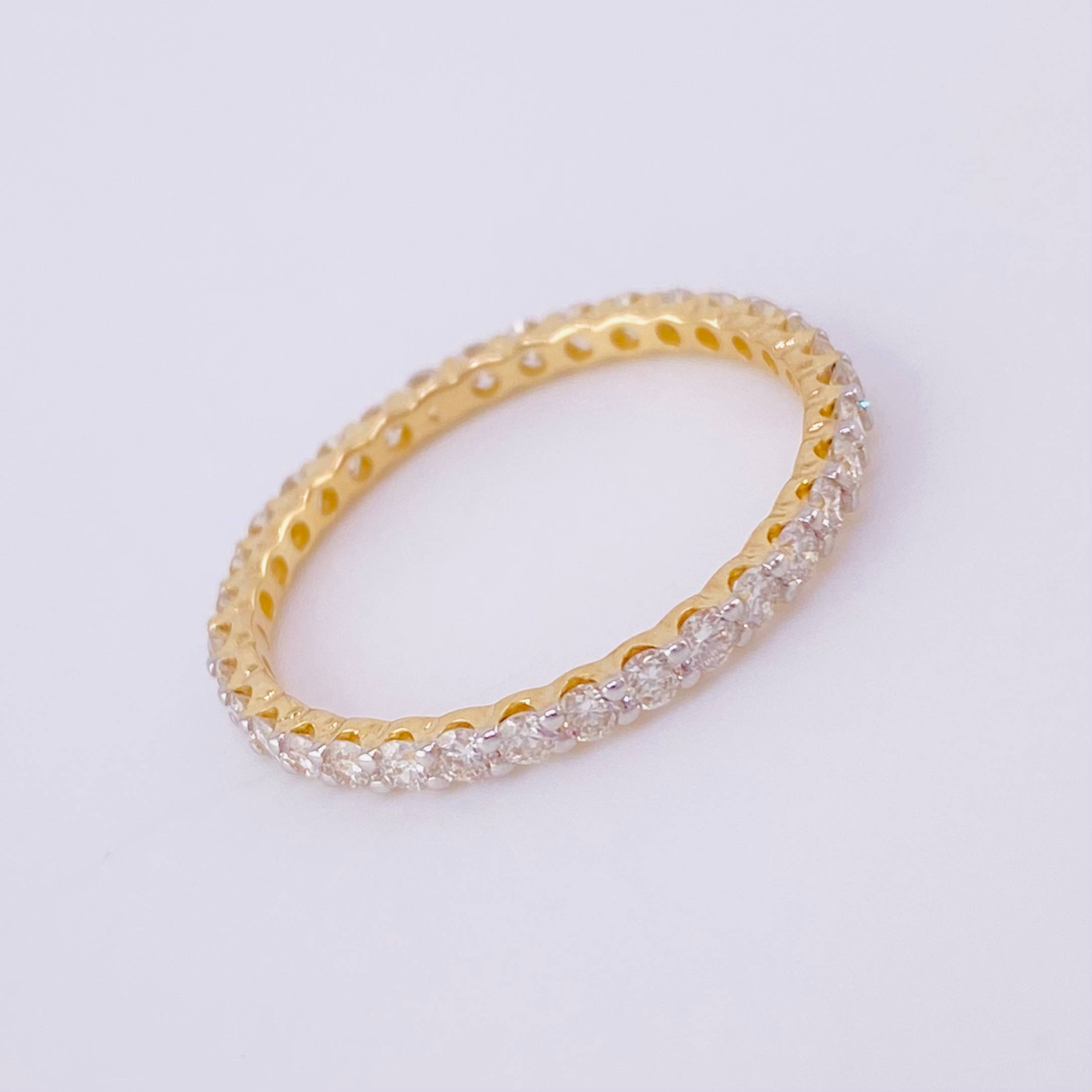 Anillo Carril Tupido Diamantes 40pts 1.15g / T6 Oro Amarillo 18K