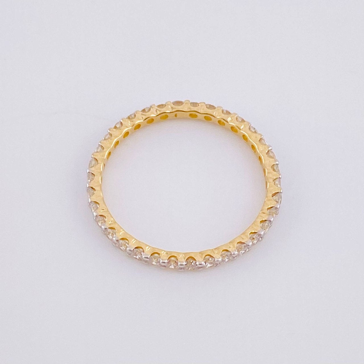 Anillo Carril Tupido Diamantes 40pts 1.15g / T6 Oro Amarillo 18K