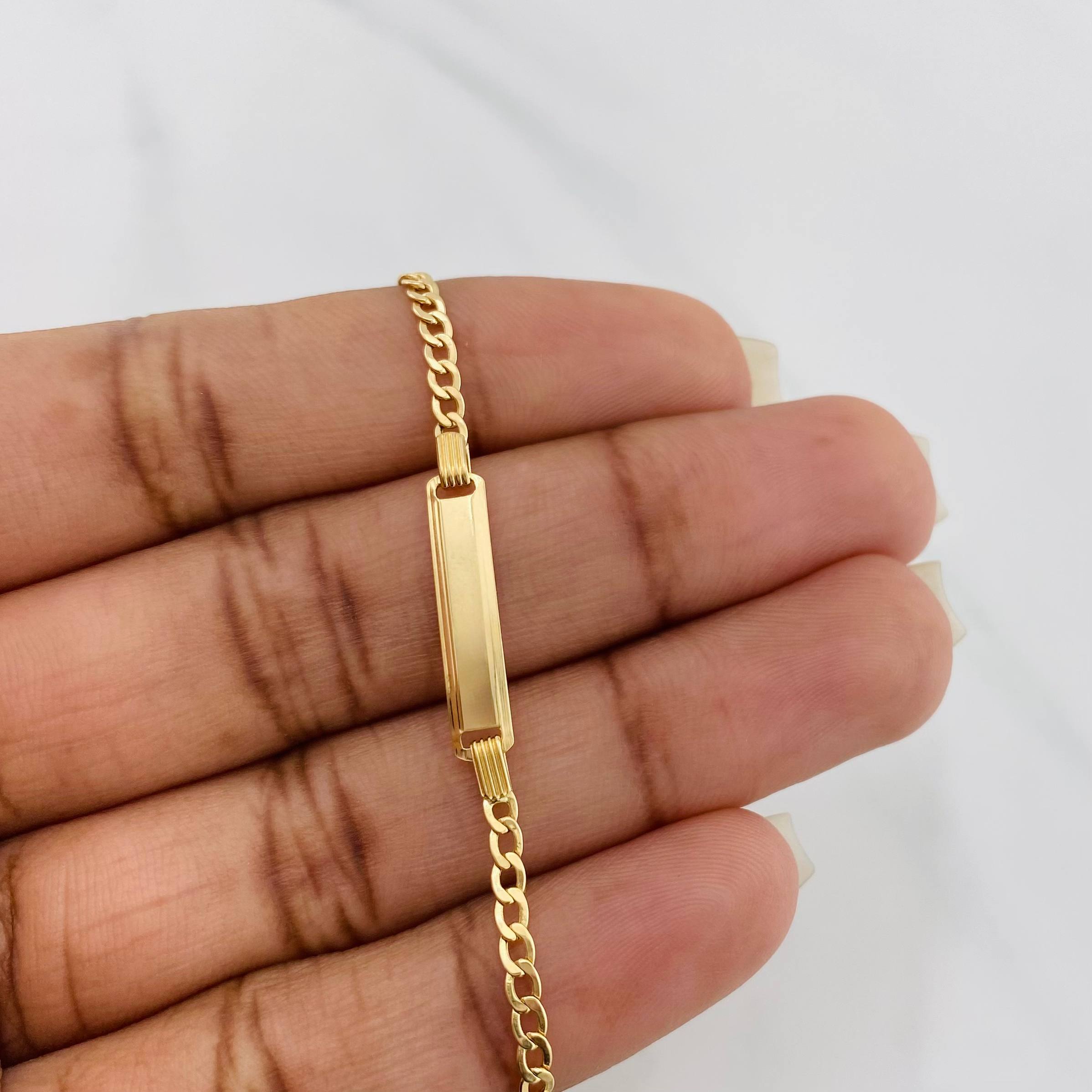 Pulso Cubano Placa Rectangular 1.7 g / 6 1/2 in / 2.31 mm Oro Amarillo 18K