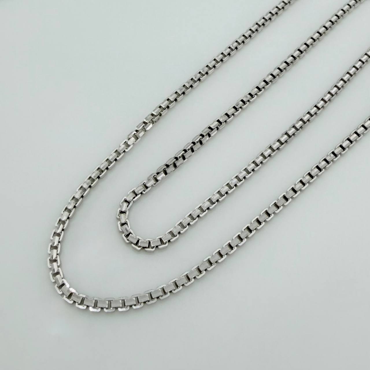 Cadena Veneciana 14.25gr / 23 1/2 in / 2mm Oro Blanco +3 18K $