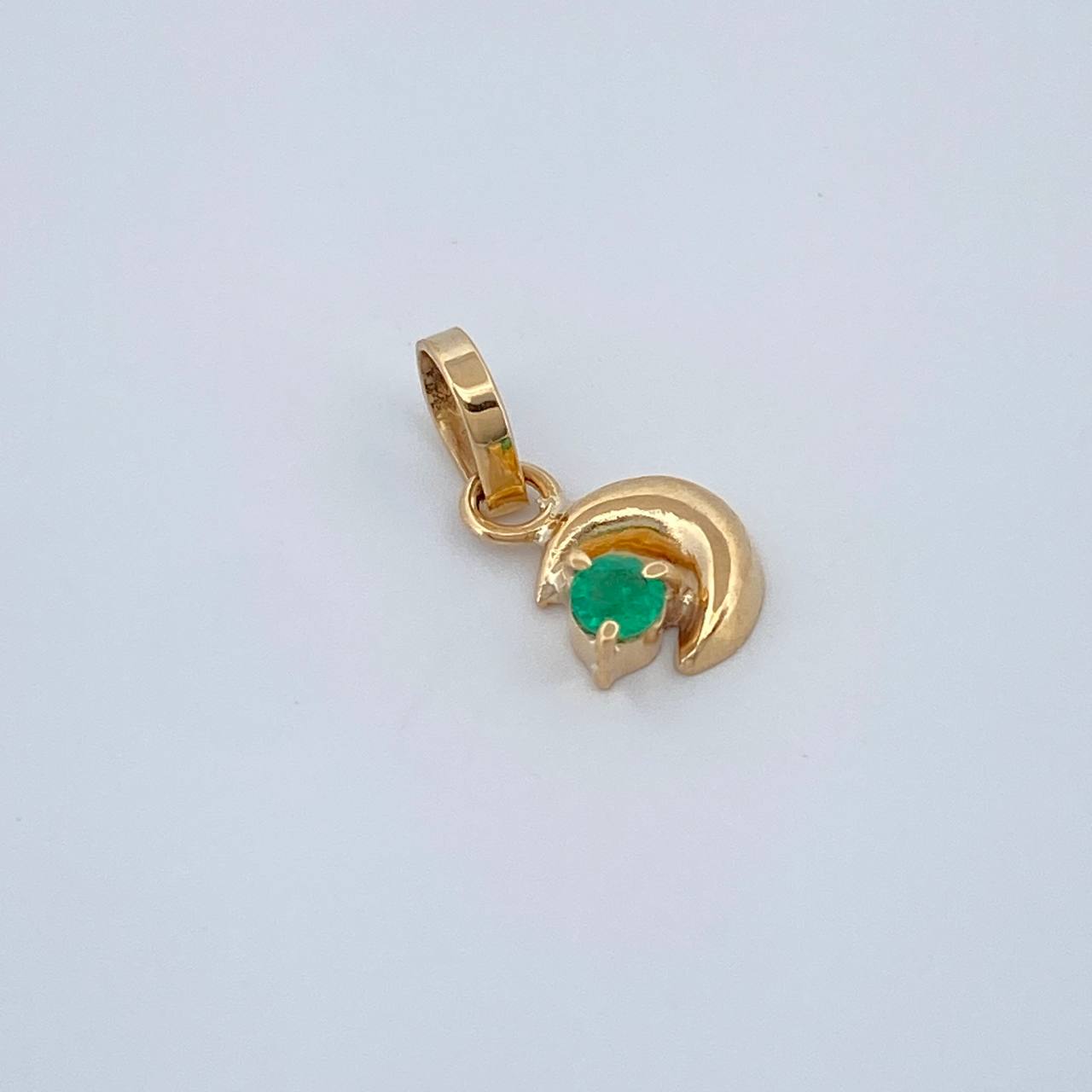 Dije Figura Luna 0.25gr / 1/2 in / Oro Amarillo 18K %