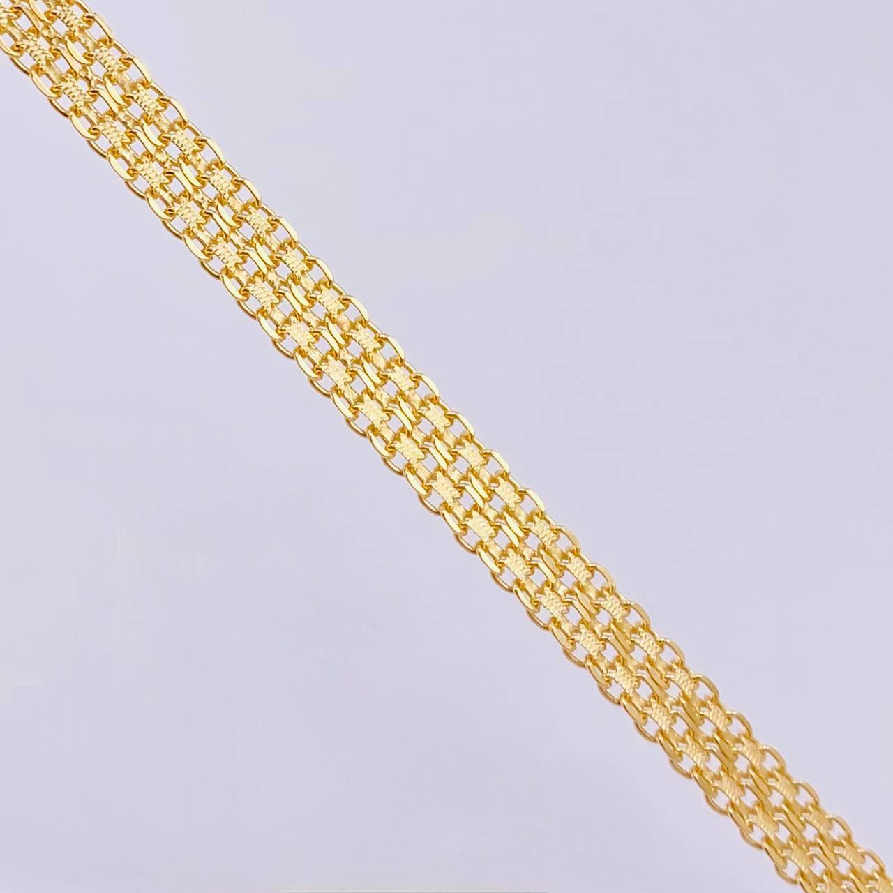Bismark Bracelet 5.4gr / 7 1/2 in / 4.8mm Yellow Gold +1 18K ©
