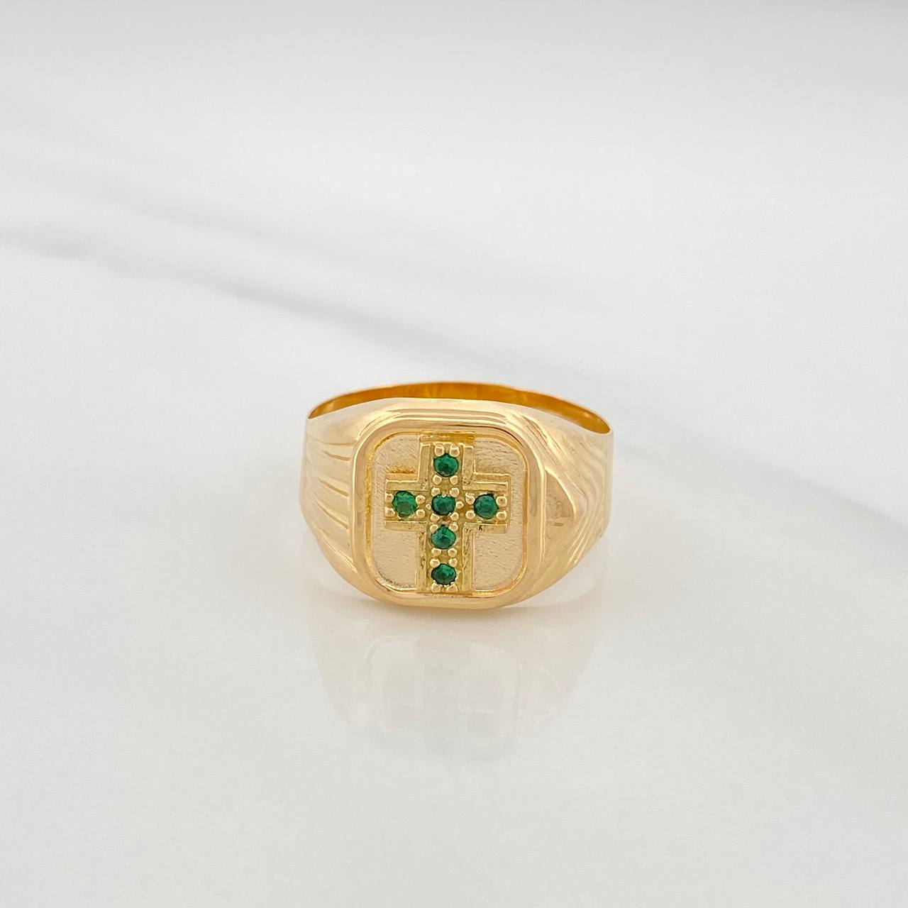 Anillo Sello Cruz 3.3gr / T10 / Oro Amarillo 18K &