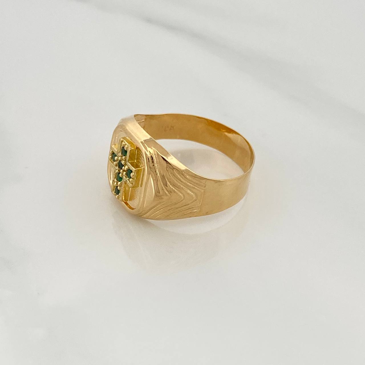 Anillo Sello Cruz 3.3gr / T10 / Oro Amarillo 18K &