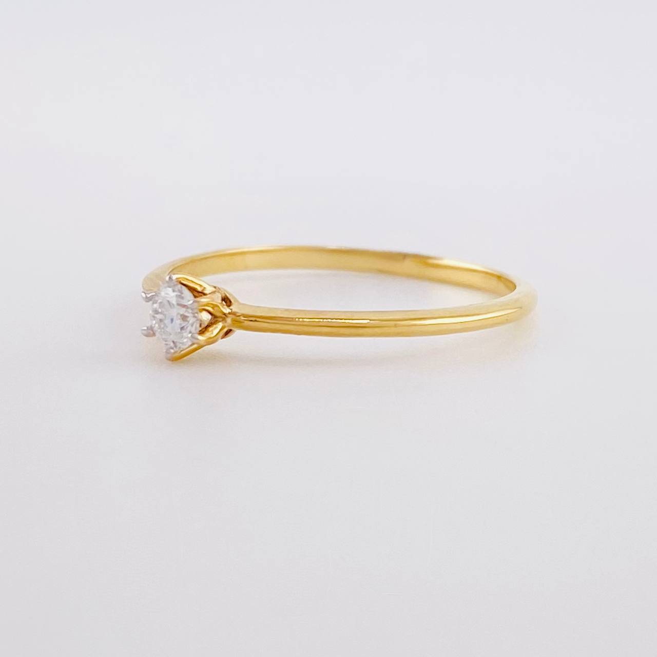 Anillo Solitario Seis Garras Diamante 7pts 1.25g / T6 1/2 Oro Amarillo 18K