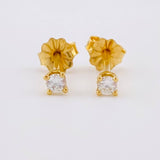 Topos Cuatro Garras Diamantes 12pts 0.7g / in / 2.7mm Oro Amarillo 18K