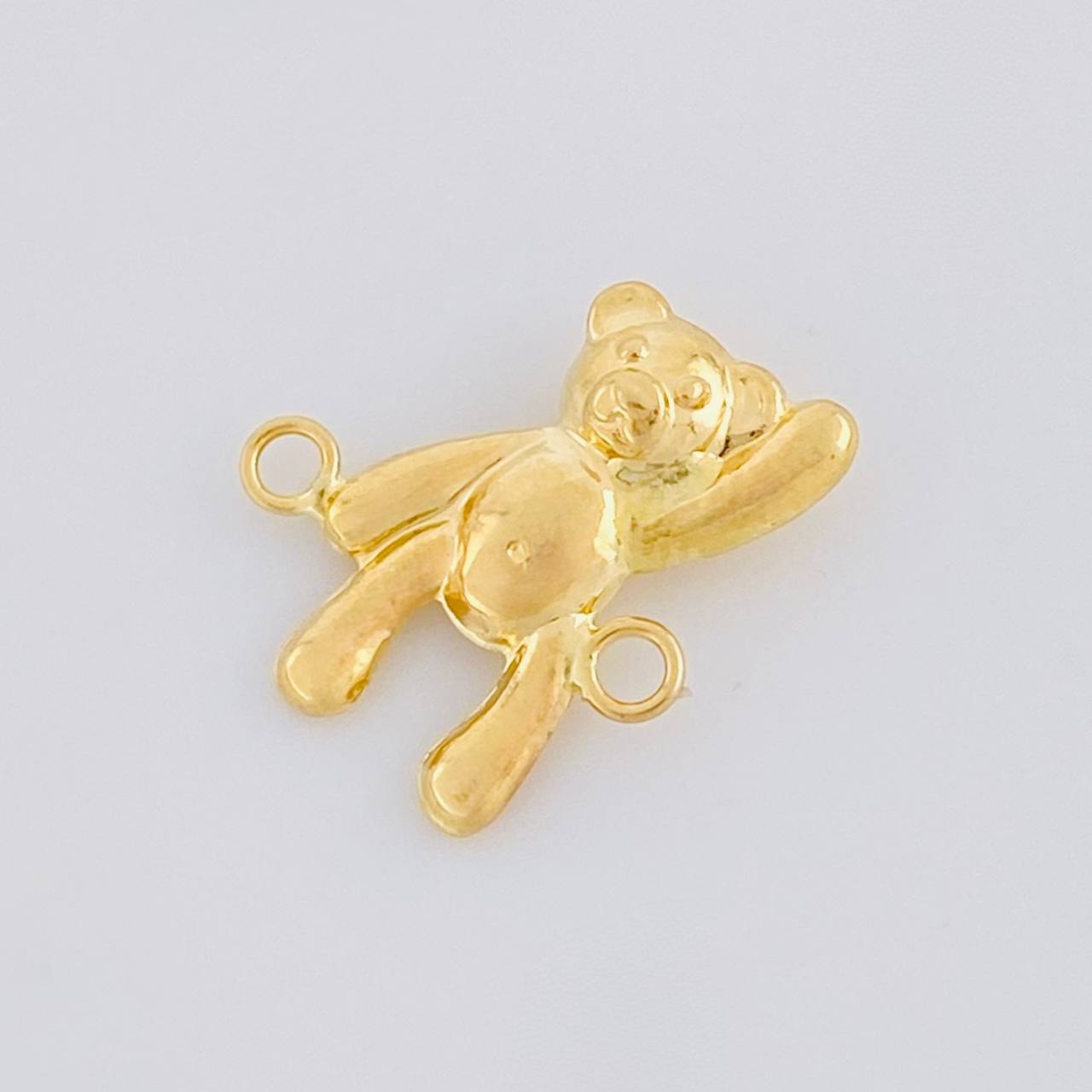 Herraje Oso Mano Arriba 0.7g / 1/2 in Oro Amarillo 18K