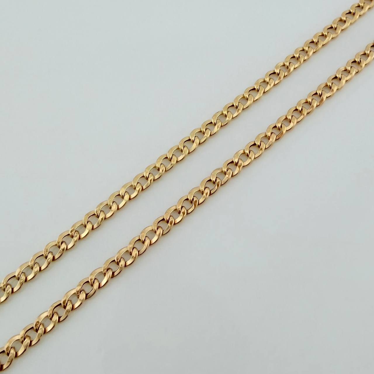 Cadena Cubana 5.15gr / 28 1/4 in / 2.77mm Oro Amarillo +1 18K $