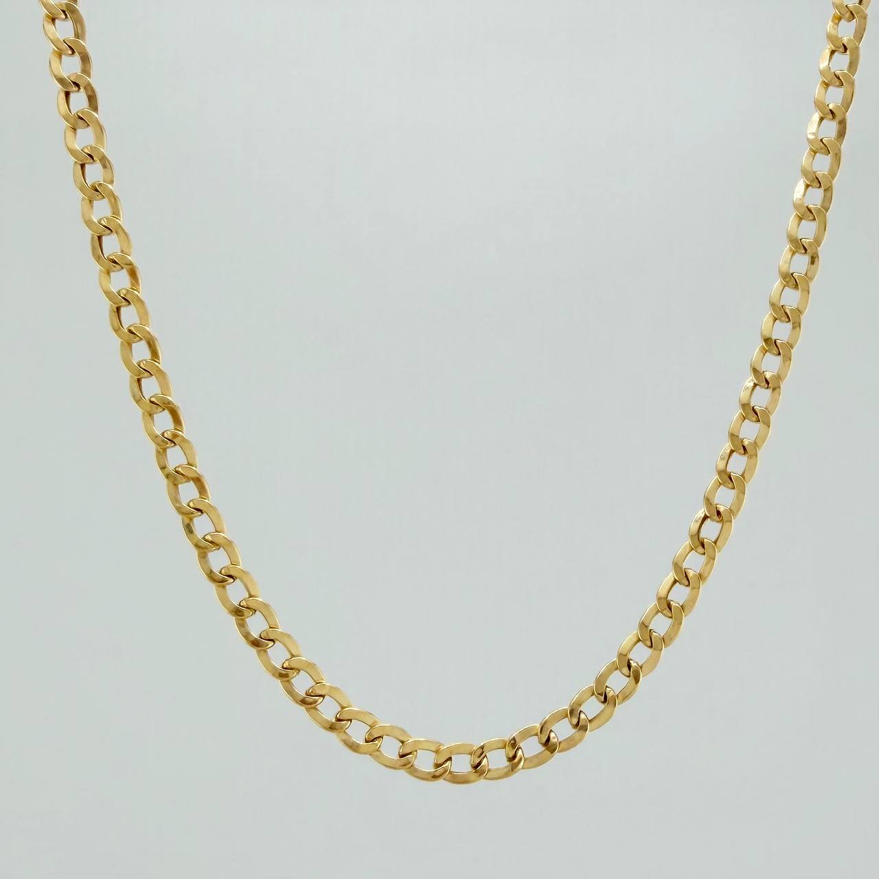 Cadena Cubana 7.75gr / 24 1/4 in / 4mm Oro Amarillo +1 18K $