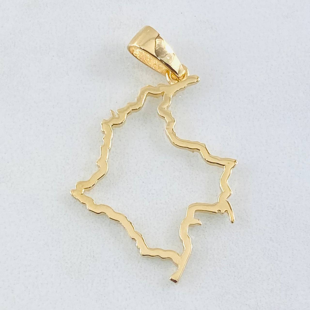 Pendant Colombia Map 1.9gr / 1.4in / 18K Gold