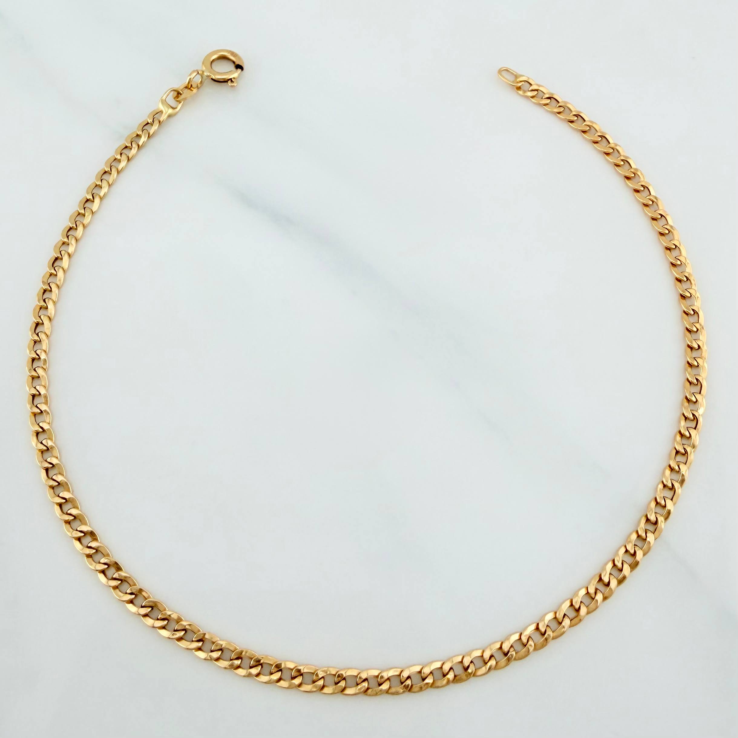 Pulso Cubano 1.25 g / 8 1/4 in / 2.5 mm Oro Amarillo 18K