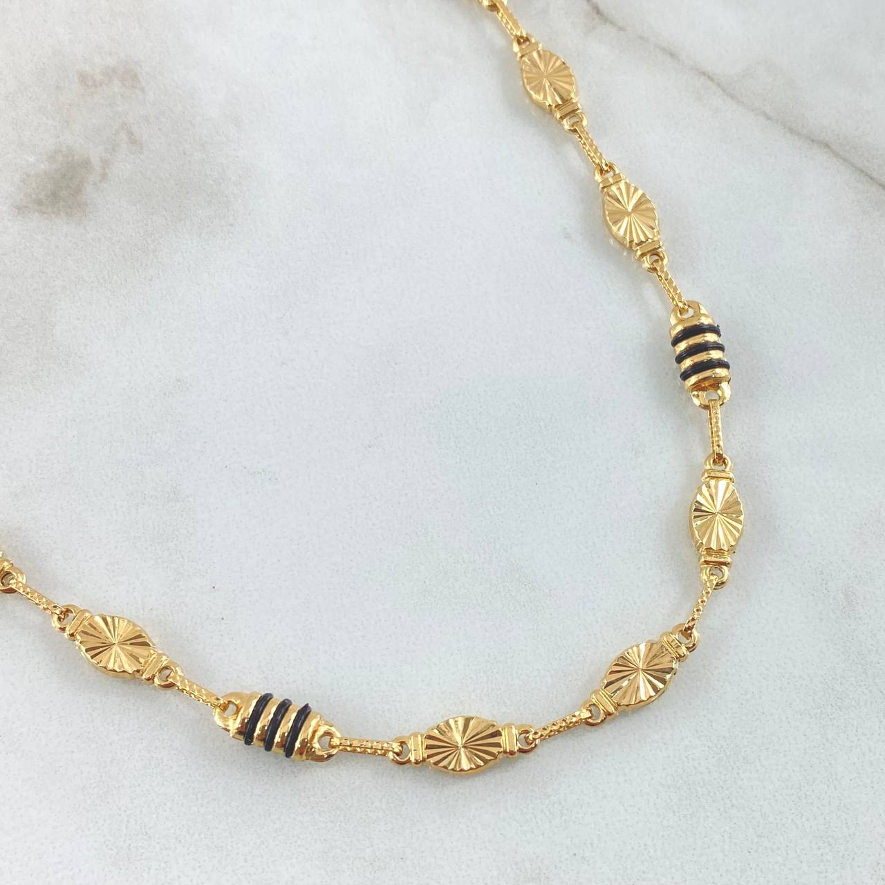 Rustic Chain 3x1 Rhombuses 12.25gr / 23.6in / 18K Gold!