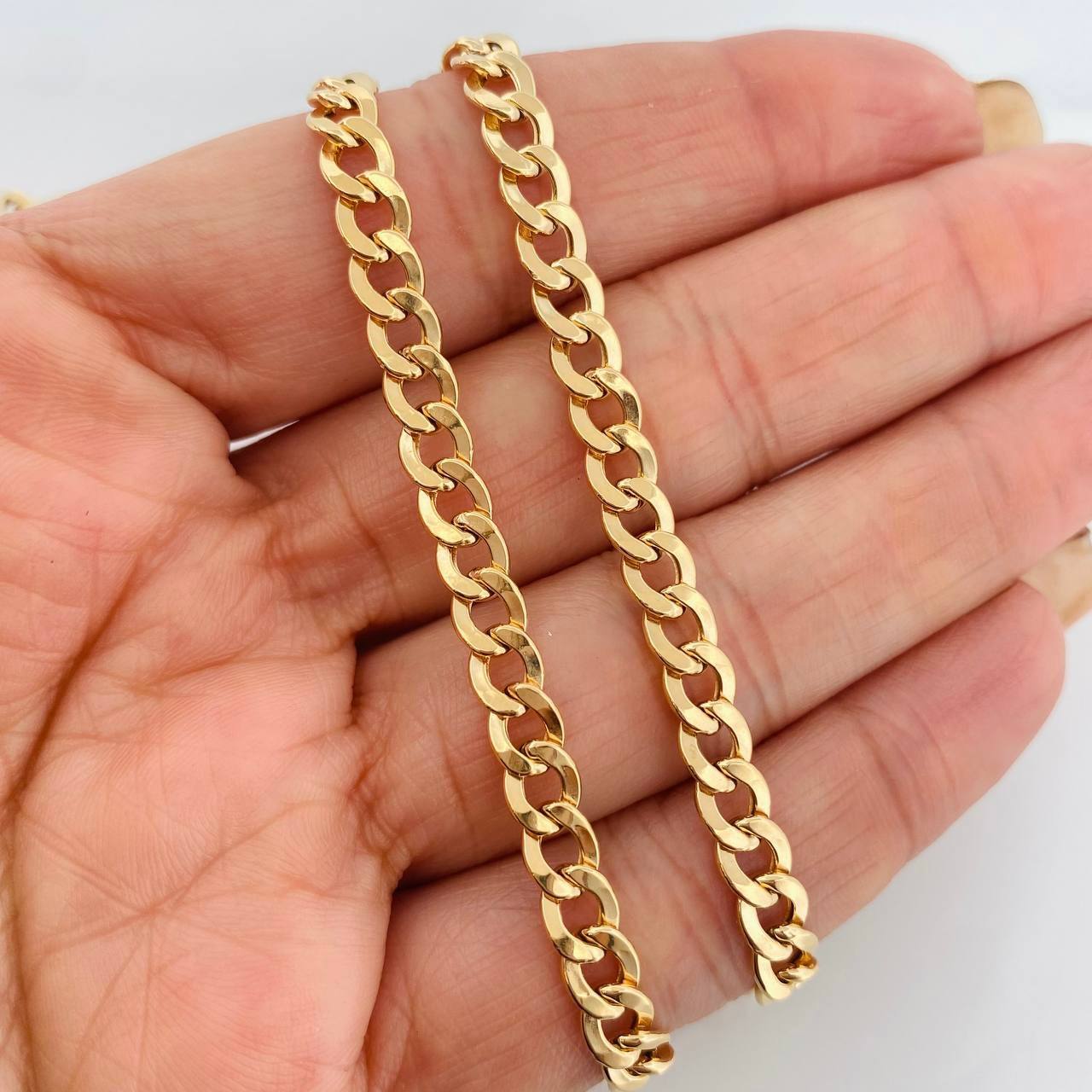 Cadena Cubana 10.2g / 24 in / 5.1mm Oro Amarillo 18K