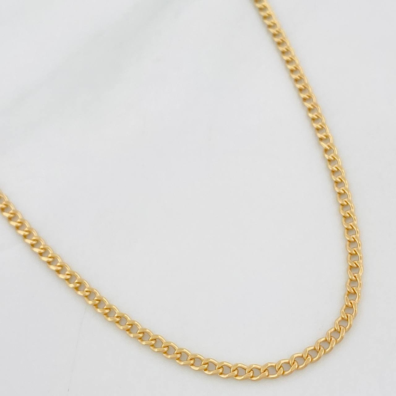 Cadena Cubana 1.5g / 16 in / 1.95mm Oro Amarillo 18K