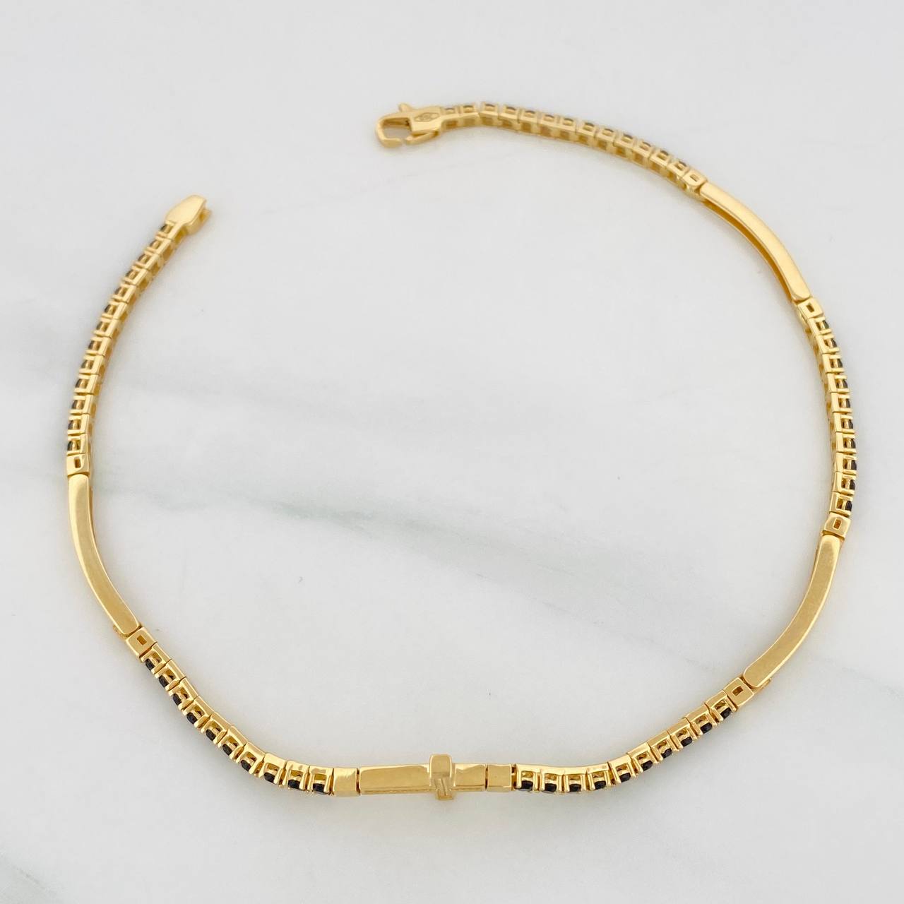 Tennis Bracelet Cross 6.2g / 8 in / 2mm Yellow Gold 18K