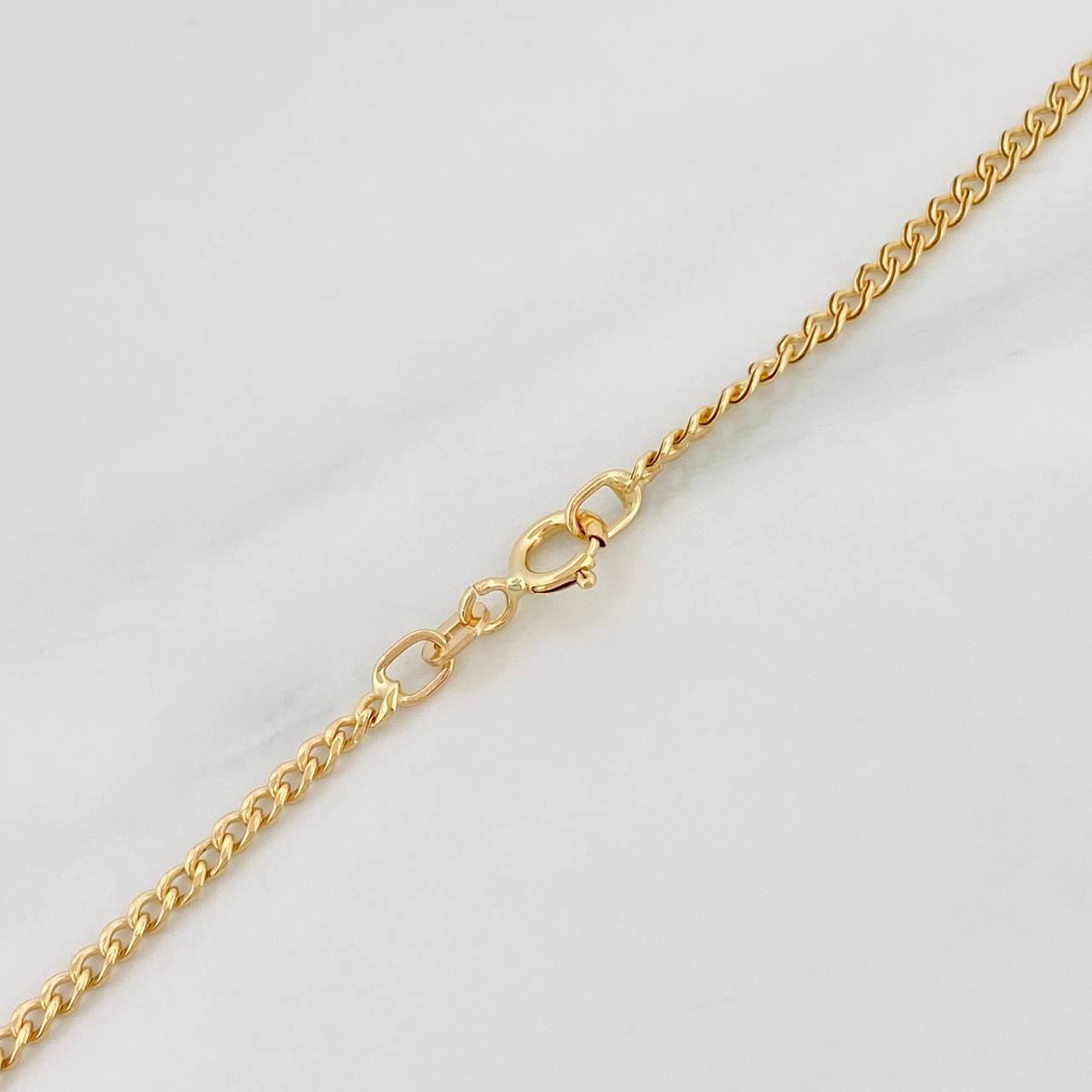 Cadena Cubana 1.55g / 18 in / 1.9mm Oro Amarillo 18K