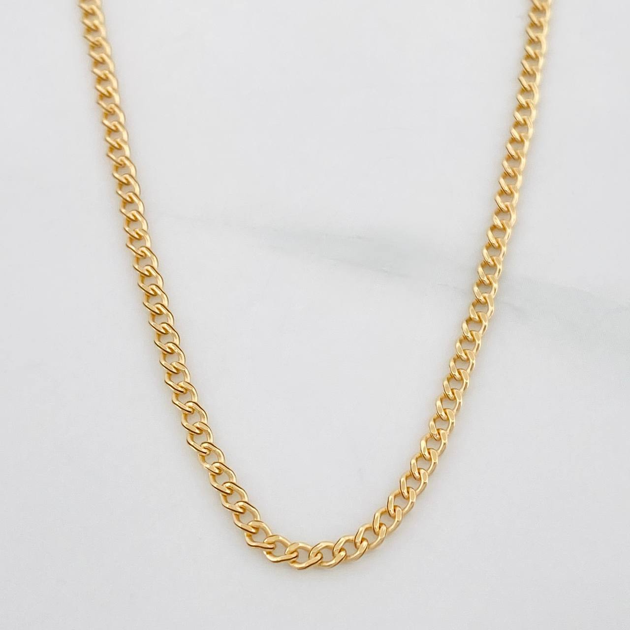 Cadena Cubana 1.55g / 18 in / 1.9mm Oro Amarillo 18K