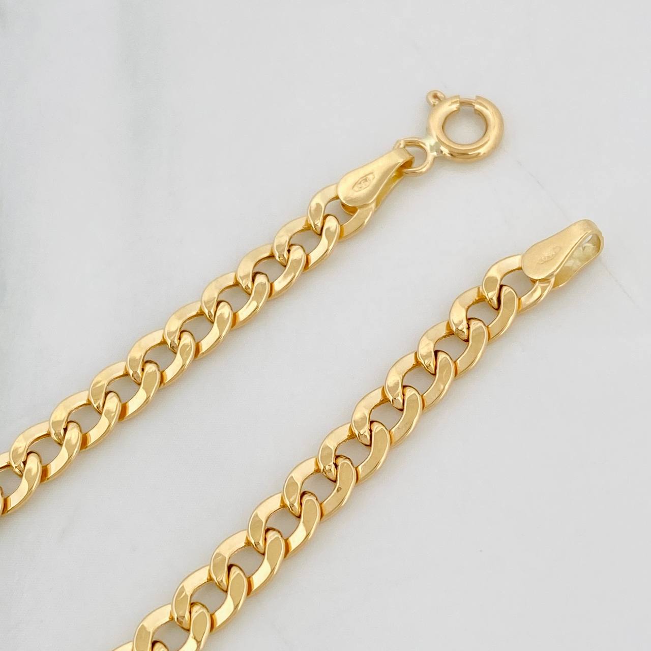 Cuban Links Bracelet 2.6g / 8 in / 4.15mm Yellow Gold 18K