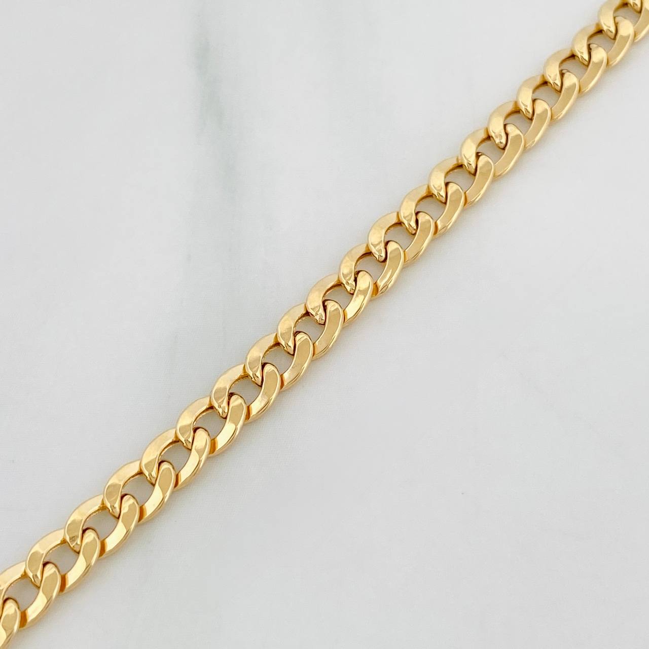 Cuban Links Bracelet 2.55g / 7 3/4 in / 4.1mm 18K Yellow Gold