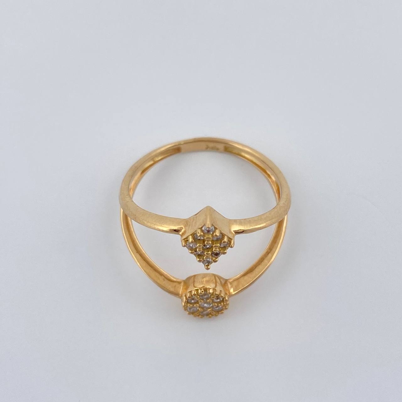 Anillo Figuras 2.45gr / T5 1/4 / Oro Amarillo 18K %