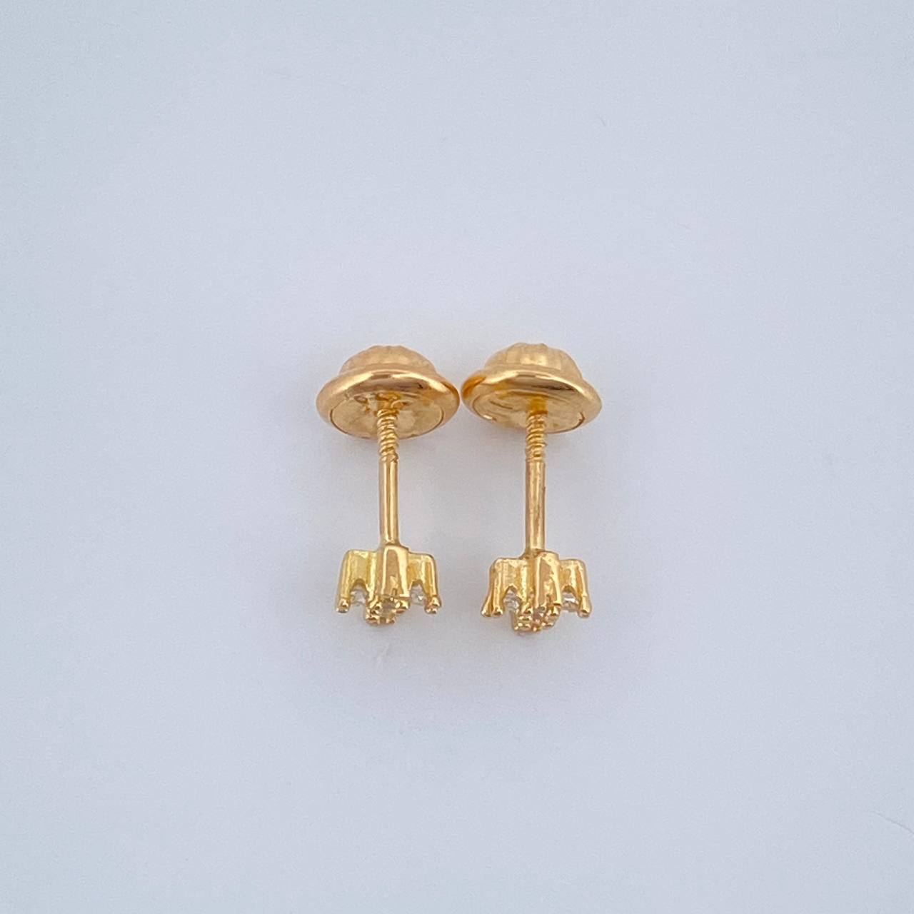 Topos Cruz 0.8gr / 3.9mm Oro Amarillo 18K %