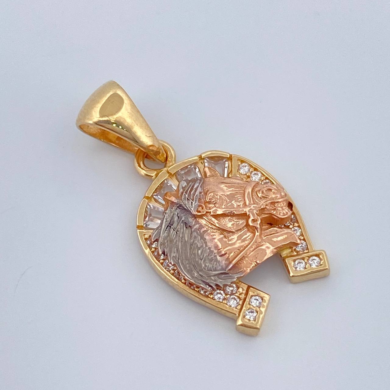 Dije Herradura Caballo 2.45gr / 1 in / Tres Oros 18K %