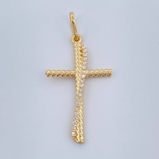 Dije Cruz Curva 1.6gr / 1 1/4 in / Oro Amarillo 18K %