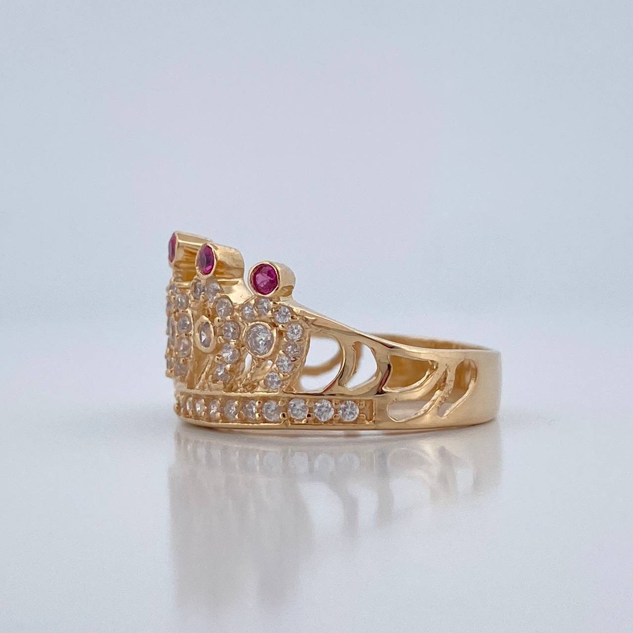 Anillo Corona Reina 4.65gr / T7 / Oro Amarillo 18K %