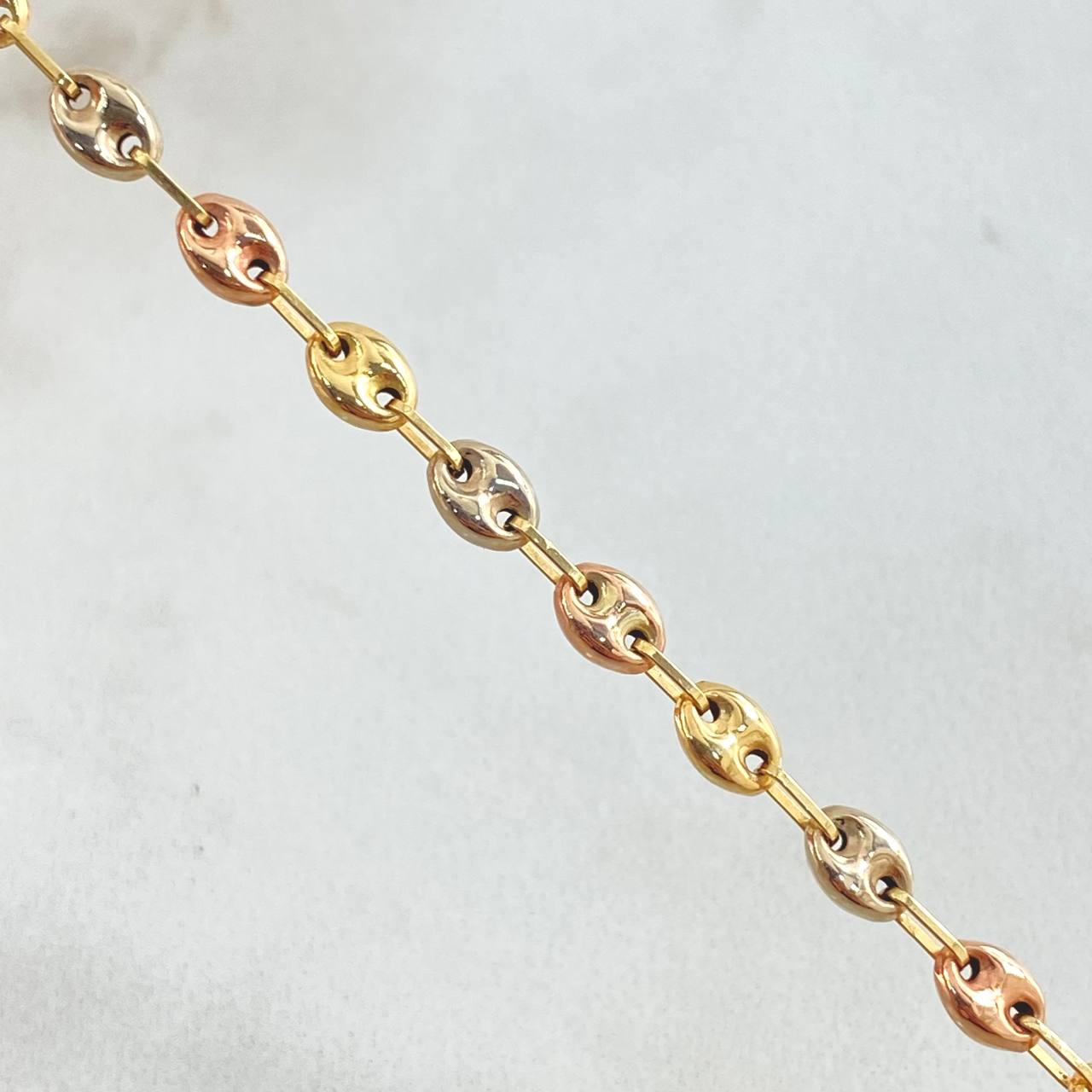 GC Chain 6gr / 17.7in / Three 18K Golds